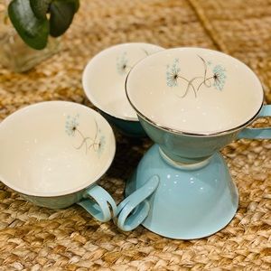 4 Blue Lace Taylor Smith Taylor Versatile Cups